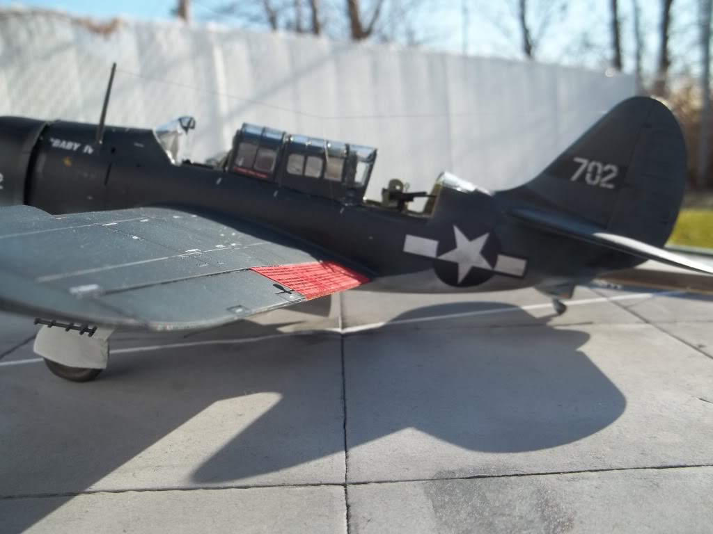 Curtiss SB2C Helldiver de Revell au 1/48 100_1331