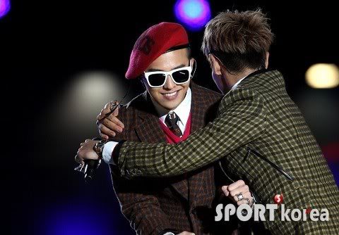 [GTOP]~ GTOP Pic ~ 294024_268519929837279_108923089130298_930052_1327887842_n