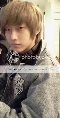 [PICS] Fotos Pre-Debut de Jinyoung. Tumblr_ltr9o15vph1qihfgk