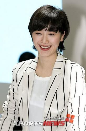 [Photo] Hye Sun tại buổi ra mắt Toyota - Page 2 Toyota14