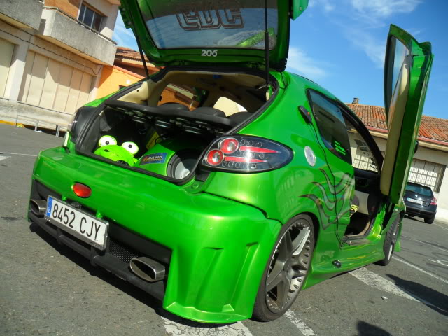 Reportaje de la 3ª concentracion tuning en Ribeira 113