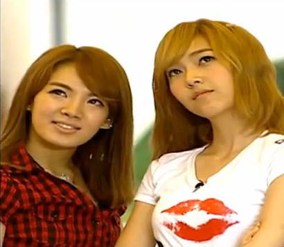 [Hyoyeon+Jessica] HyoSic Wloc211