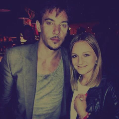 seen jrm today - Page 32 JonnymetfanBudapest_zps2aad7e5b