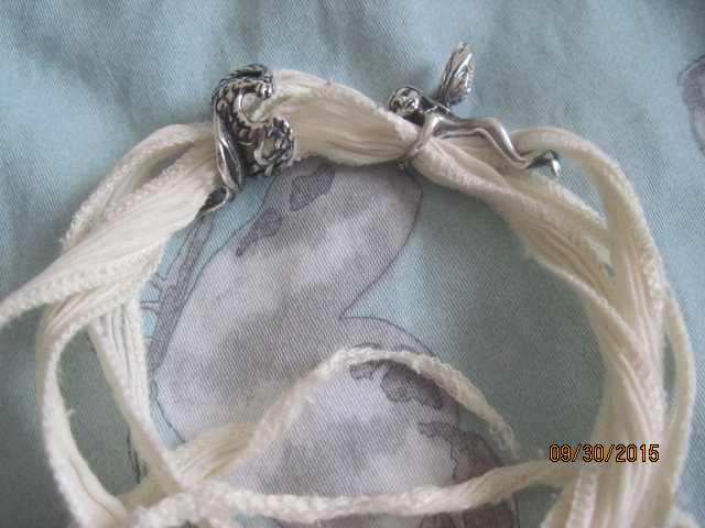 A spooky package from Trollperle MOMS%20BRACELET%20003_zpsz5qykq2e