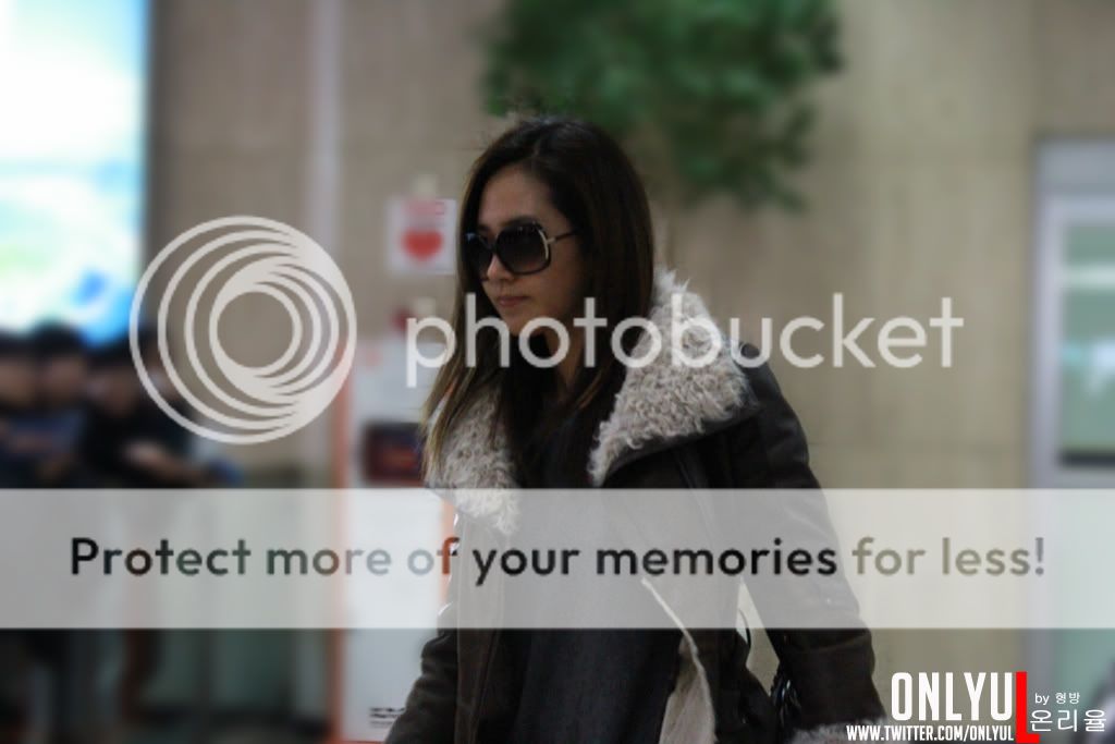 [PICS] Yuri @ Gimpo Airport  Yul14