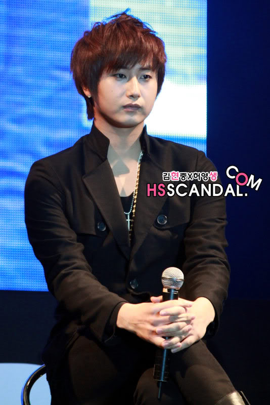 [YS] ‘KyuJong & YoungSaeng AND Story in Thailand’ Fanmeeting (2) 1292238878_16220_conv