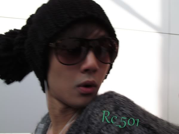 [HJL] Llegando al aeropuerto de HongKong para los Yahoo Buzz awards 209405616