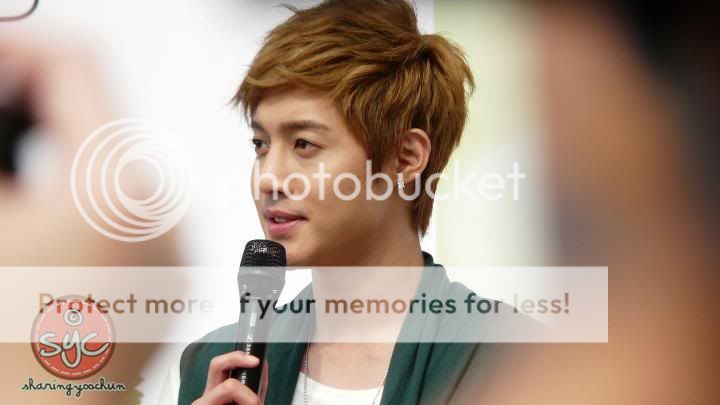 [HJL] TFS event in The Coliseum, Resorts World [19.8.11] (7)   293540_270093436350233_231614143531496_1176538_7260235_n