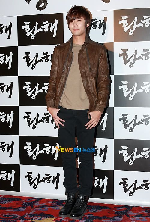 [KJ] 'Yellow Sea’ VIP Premiere  98483a089bef42813ac763fc