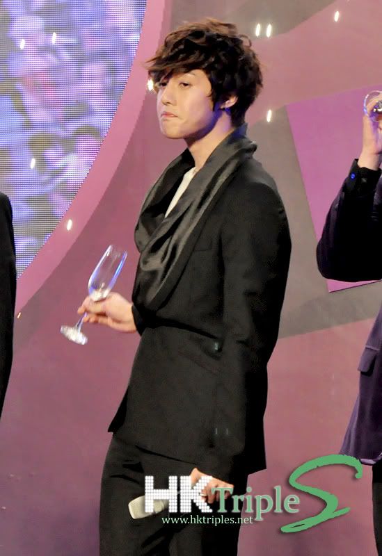 [HJL] Yahoo Buzz Awards (4) Ba2fa62bce789a1e4ec226f6