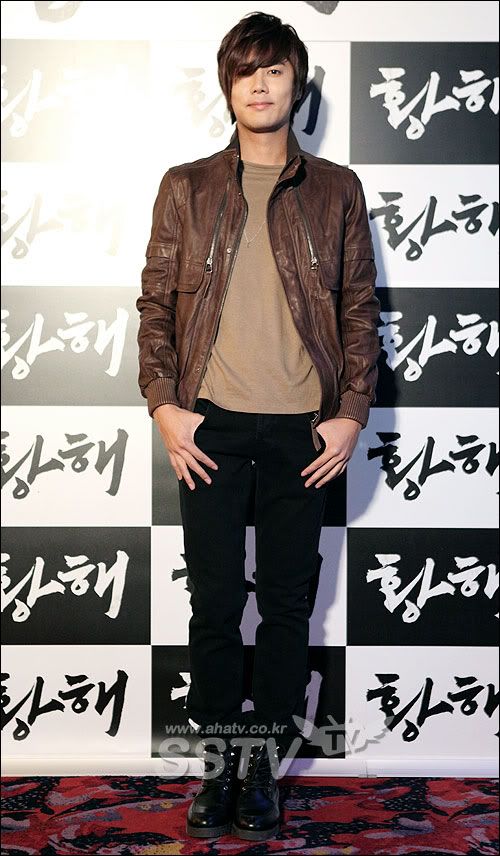 [KJ] 'Yellow Sea’ VIP Premiere  Kj1