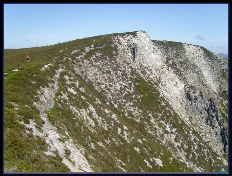 PEÑA DEL AGUILA 1867 MTS Y REMELENDE 1889 MTS DESDE PTº LAS SEÑALES AGUILAYREMELENDE105