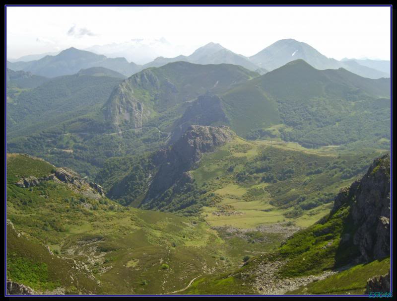 PEÑA DEL AGUILA 1867 MTS Y REMELENDE 1889 MTS DESDE PTº LAS SEÑALES AGUILAYREMELENDE108