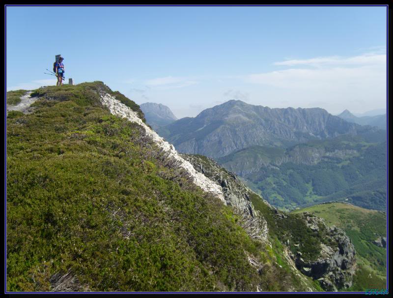 PEÑA DEL AGUILA 1867 MTS Y REMELENDE 1889 MTS DESDE PTº LAS SEÑALES AGUILAYREMELENDE111