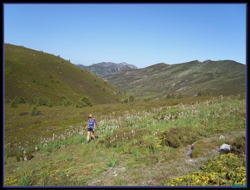 PEÑA DEL AGUILA 1867 MTS Y REMELENDE 1889 MTS DESDE PTº LAS SEÑALES AGUILAYREMELENDE56