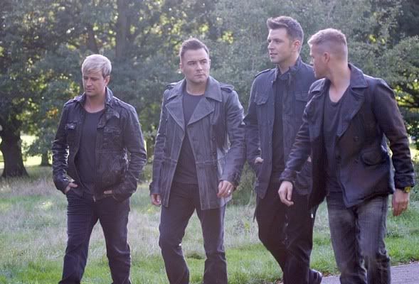 Westlife filmando nuevo video! Westlifeatphotoshoot8october2010london18