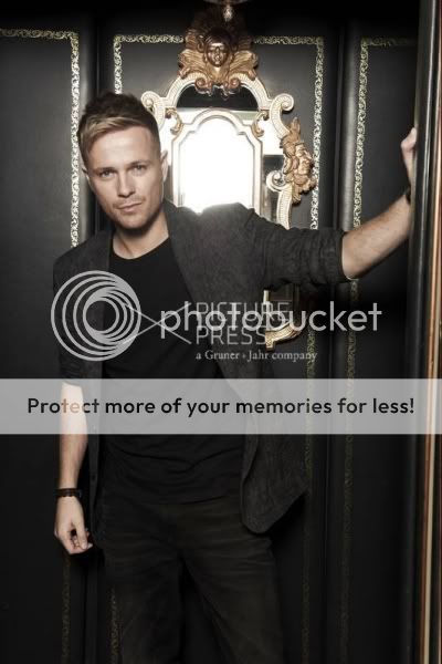 [210411]Photoshoot Nicky Normal_westlife2011photoshoot23