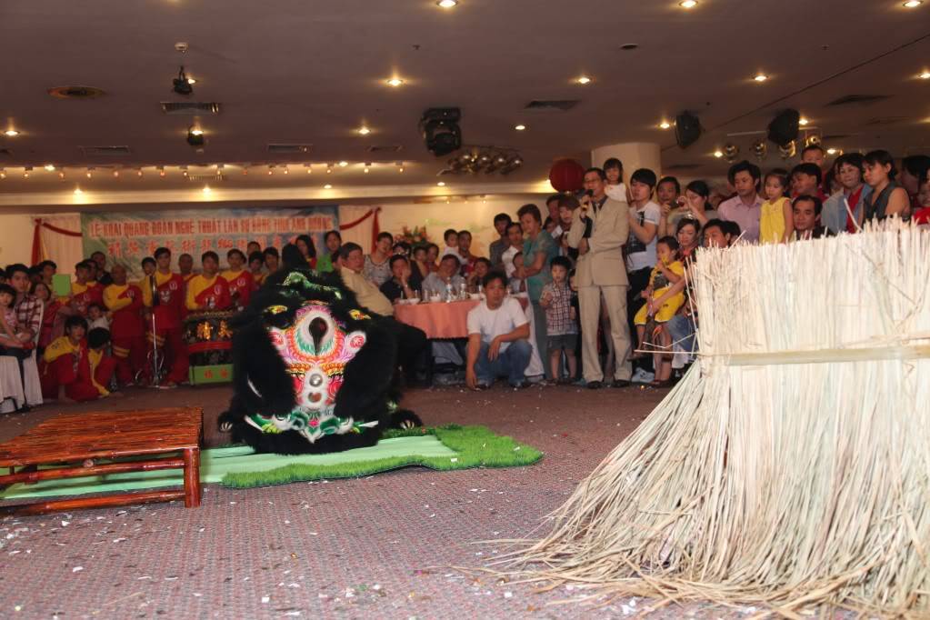  Khai Quang Tinh Anh 2012 (9-1-2012)- Buổi Tối Tại Nhà Hàng IMG_1379