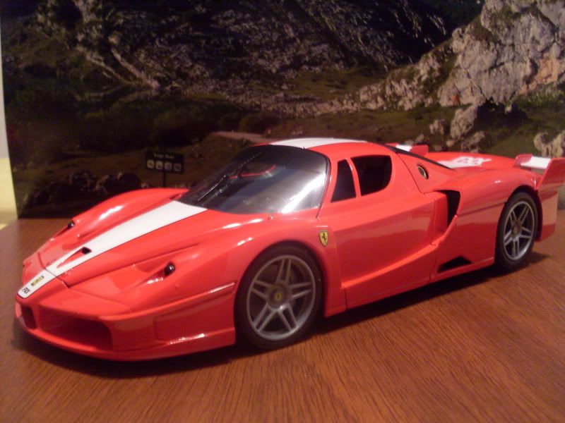 Mis Ferrari 1/18 Hot Wheels SDC16381