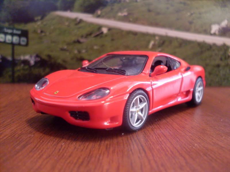 Ferrari 1/43 hot wheels SDC16566