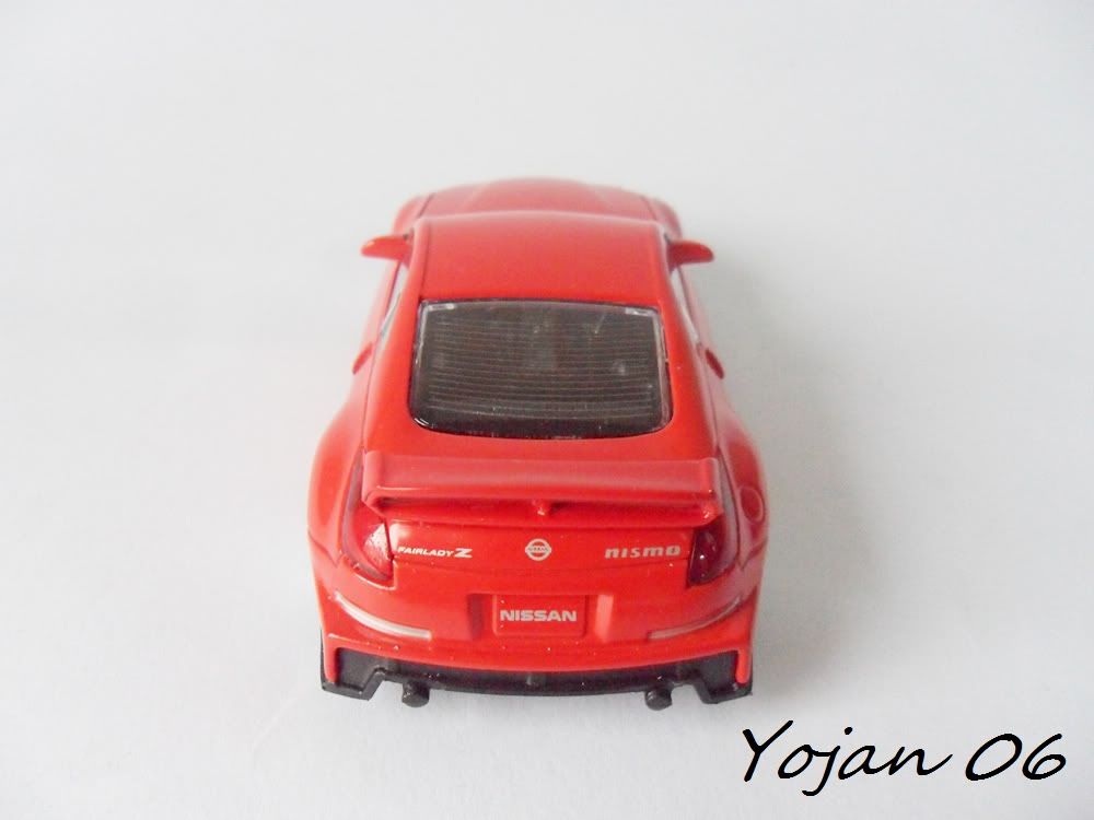 Nissan 350Z Nismo, escala 1:43 SAM_4072