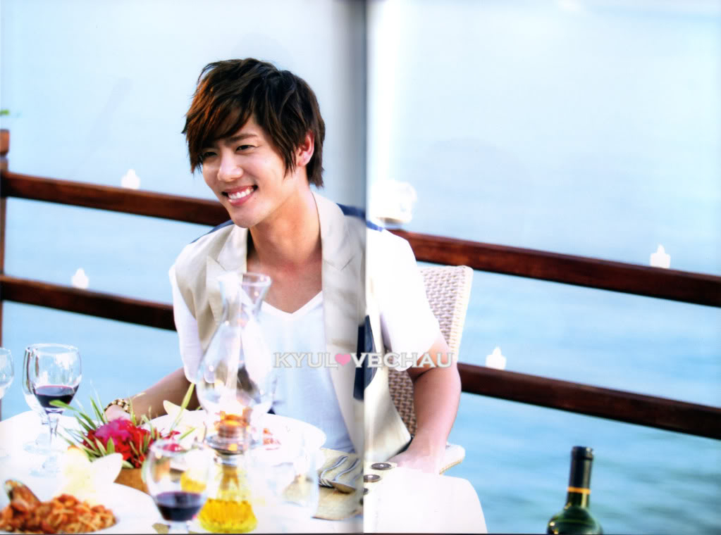 Kyu Jong & Young Saeng Summer & Love Photobook 7b492bc12e192c4e0ff4775a