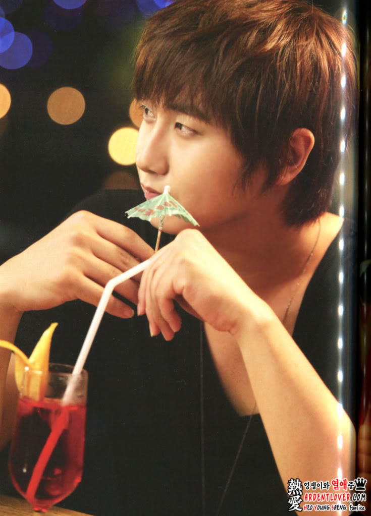 Kyu Jong & Young Saeng Summer & Love Photobook E9c9d7221e836ccd023bf69e