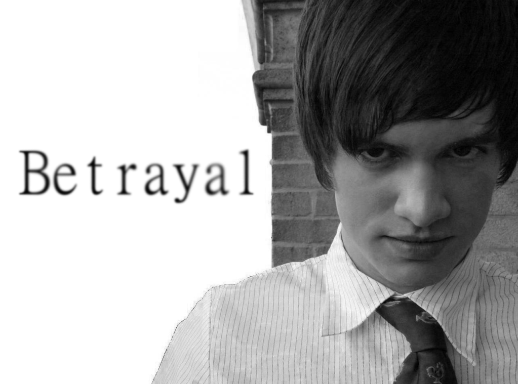 Betrayal [Entre dos fics] Nzafgeqxcopia