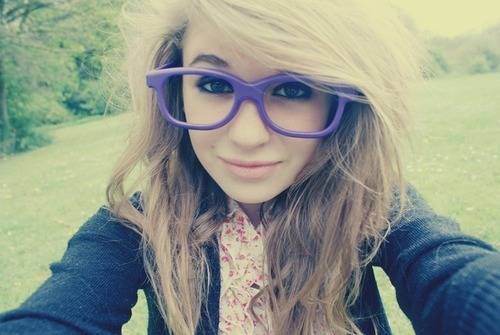 My Charries Blond-girl-glasses-never-say-never-3d-purple-Favimcom-365485_zps7dd73a66