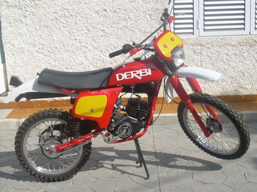 Derbi 74 TT Restaurada 085