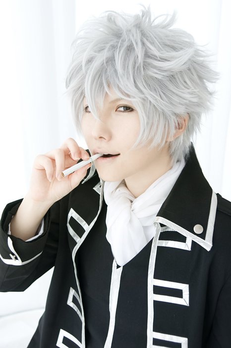 [Cosplay] Gintama 215550_203364479694763_201495773214967_623533_2768115_n