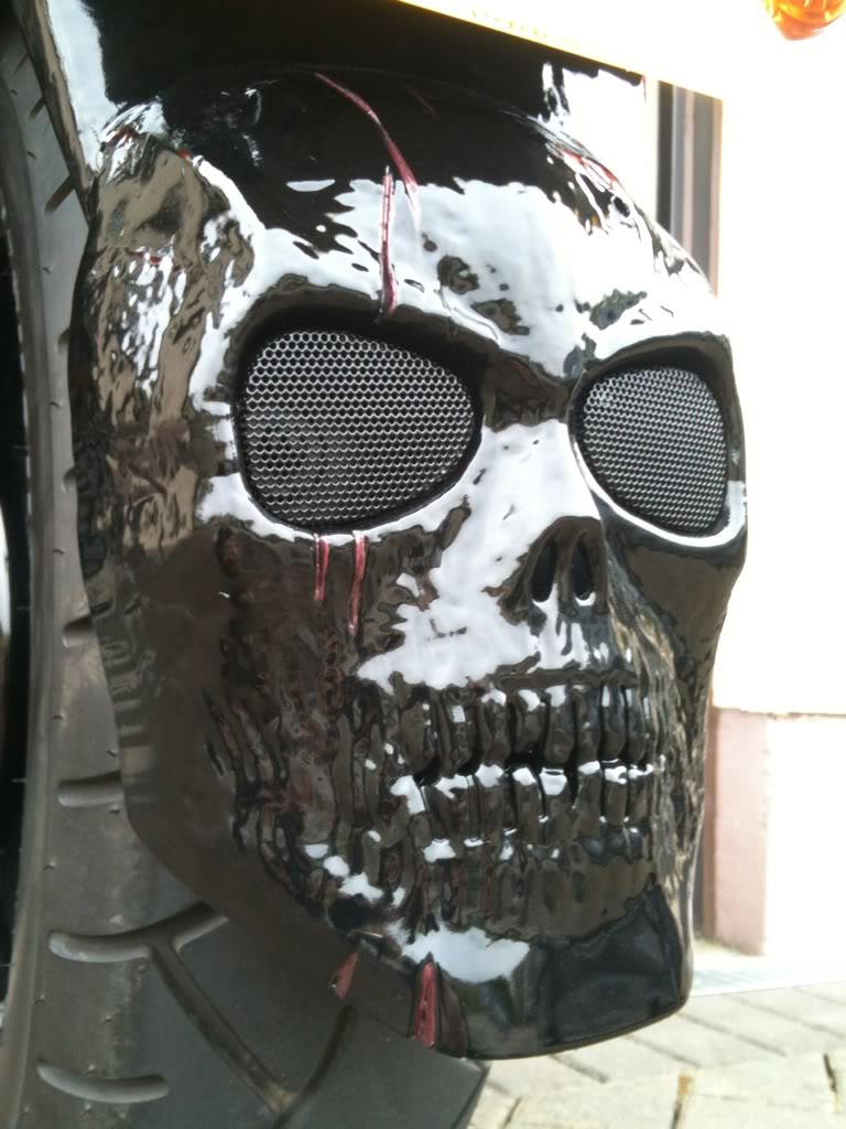 Decorative Custom Rear Skull Extention Suzuki M800 / M50 88e0a75b