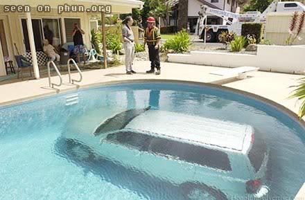 MUJERES... PELIGRO AL VOLANTE... Woman_driver_19