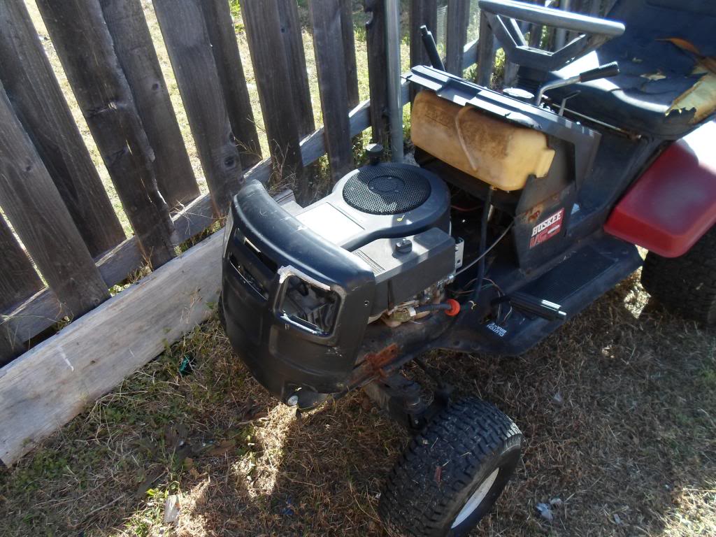 Build -Off - Huskee Offroad Mower Build SAM_0519_zps62d7a508