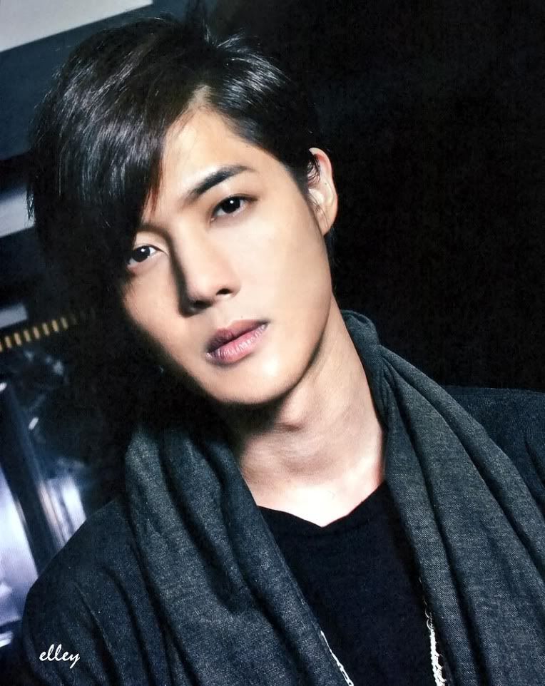 [scans] Hyun Joong – B=PASS March 2011 Issue 215sdsdfsd