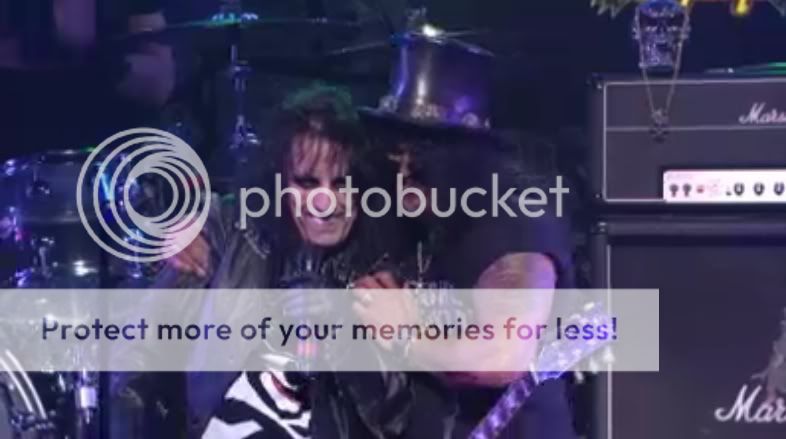 [11.04.2012] Revolver Golden Awards @ Club Nokia, Los Angeles, EUA  - Página 4 1-8