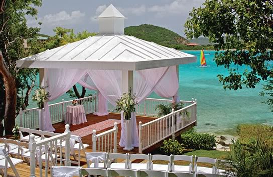 https://2img.net/h/i1239.photobucket.com/albums/ff506/foforks/Robsten/042611_ritz_st_thomas_19110426152816.jpg