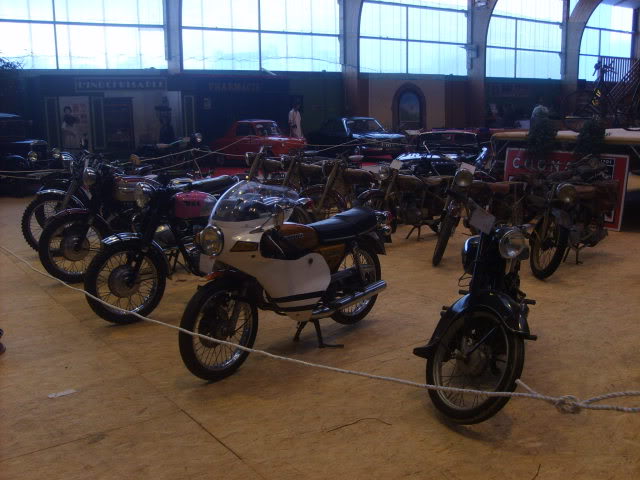 Salon des Véhicules Anciens S5000176