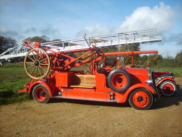 Salon des Véhicules Anciens S5000202