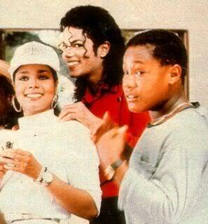 Michael's SMILE MJ450