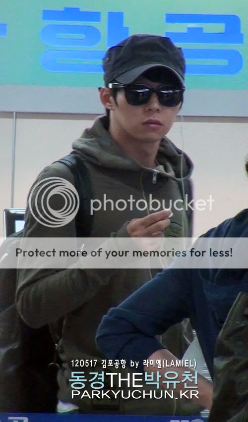 FOTOS "Aeropuerto Gimpo" - Yoochun (17/05/2012) 002