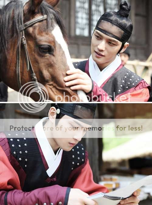 Kim Jaejoong encaja perfecto como un hombre de Joseon en la grabación de ‘Time Slip Dr. Jin’ (11/05/2012) 67333807