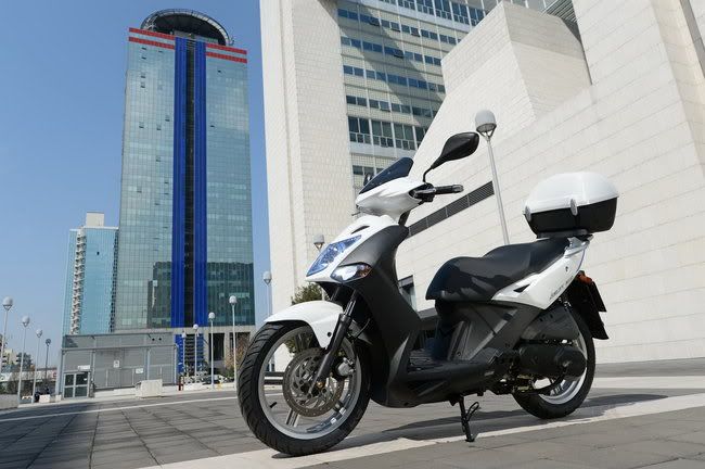 Kymco Agility R16 restyling 2012 Kymco-agility-r16-restyling-2012_5