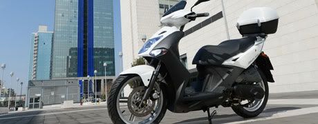 Kymco Agility R16 restyling 2012 Kymco_agility_r16_restyling_2012_9926