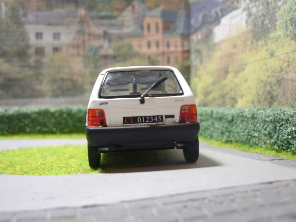 Fiat uno - 1/43 SANY0032