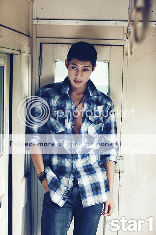 Hyun Joong в пресата... - Page 21 201307301726272110_1