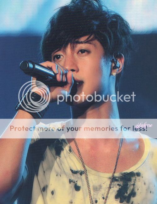 Hyun Joong в пресата... - Page 12 O0500065012125318915