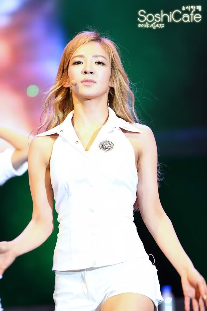 [PICS/GIF/VIDS]๑۞๑(`•♥ KIM HYO YEON - 김효연 ♥•´)๑۞๑ - Page 3 Yvmaf