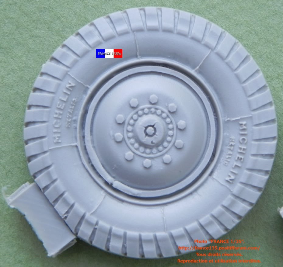 Roues pour EBR. Blast Models, ref BL35182K. Résine. FRANCE135_RouesrsineBlast_EBR_1-35_02