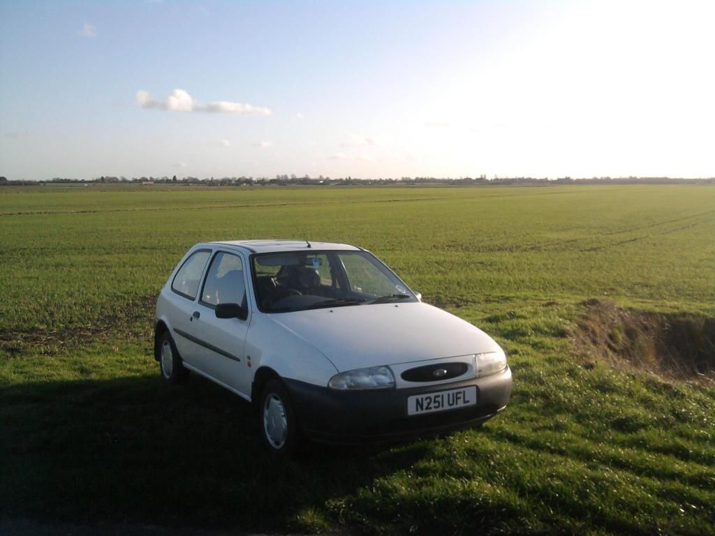 Diamond White Mk4 Fiesta Fezza